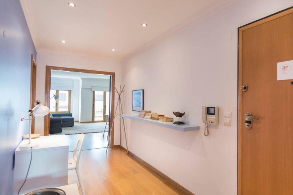 Apartment 2 Bedroom With Garage Family Wonder Lisbon